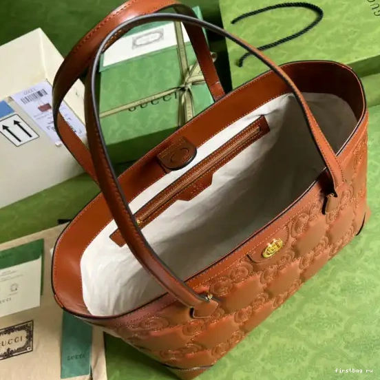 Firstbag ru matelassé GG GUCCI tote medium leather 0527